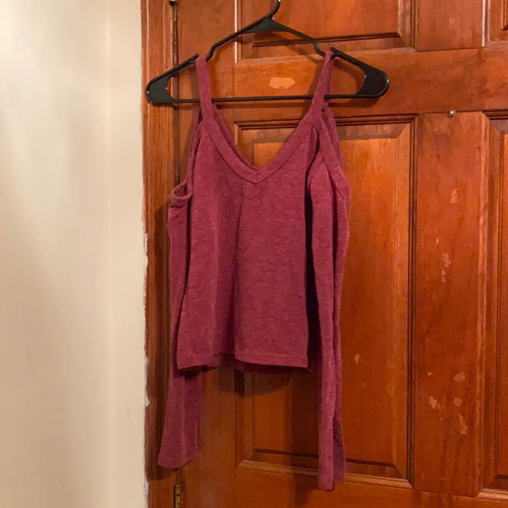 burgandy top